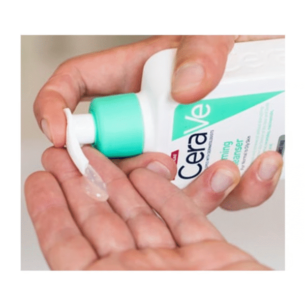 CeraVe Foaming Facial Cleanser for Oily Skin – UAE | Deep Cleanser - Image 2